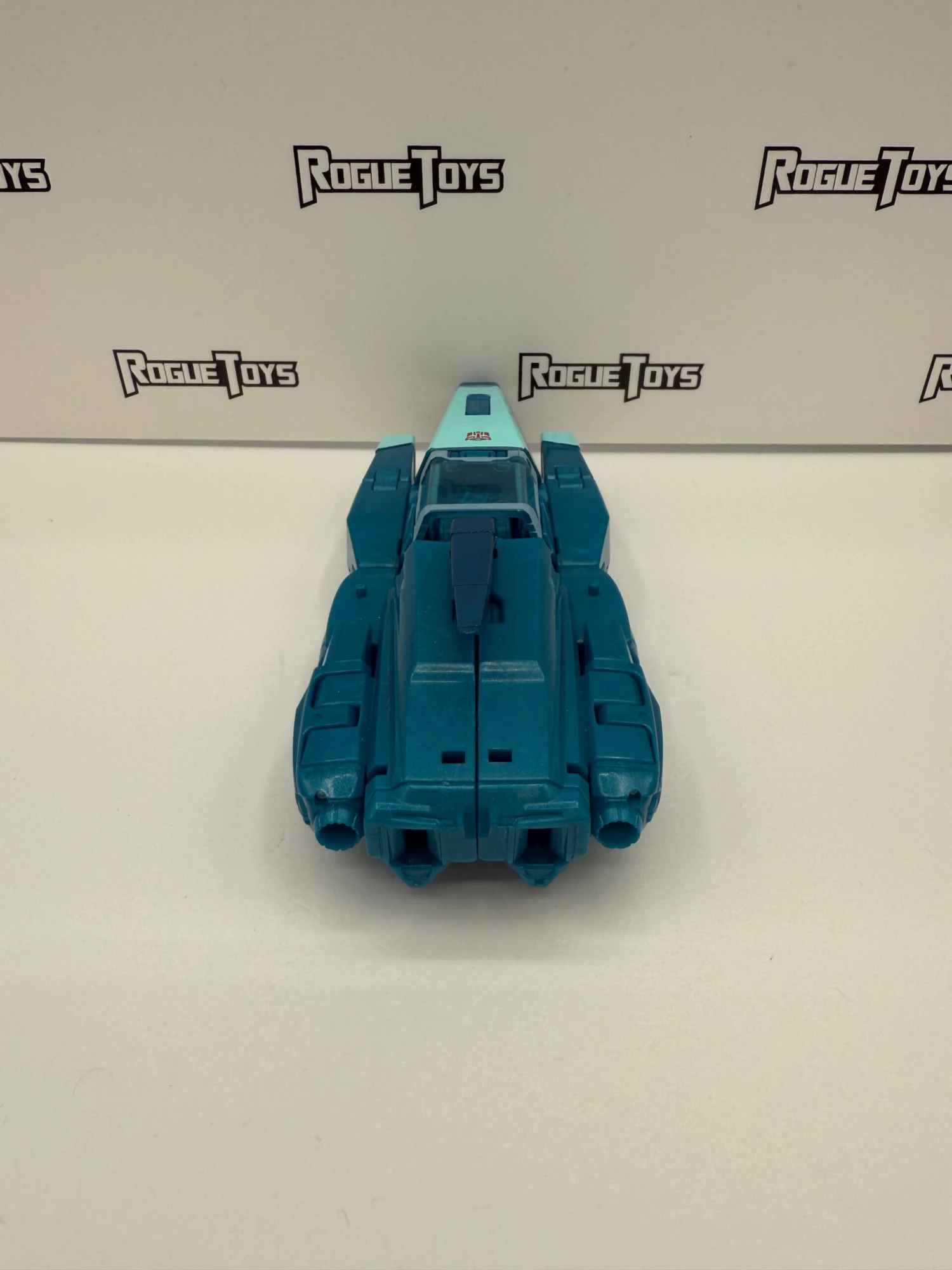 Las Vegas West Hasbro Transformers Generations Titans Return Deluxe Class Autobot Blurr & Hyperfire 4 Las Vegas West Hasbro Transformers Generations Titans Return Deluxe Class Autobot Blurr & Hyperfire - Image 2