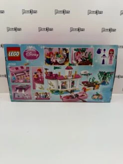 Las Vegas Downtown LEGO Disney Princess 41052 Ariel’s Magical Kiss -Galaxy Collectible 694B43CC 87A9 48FB 89E8 85886298F35A