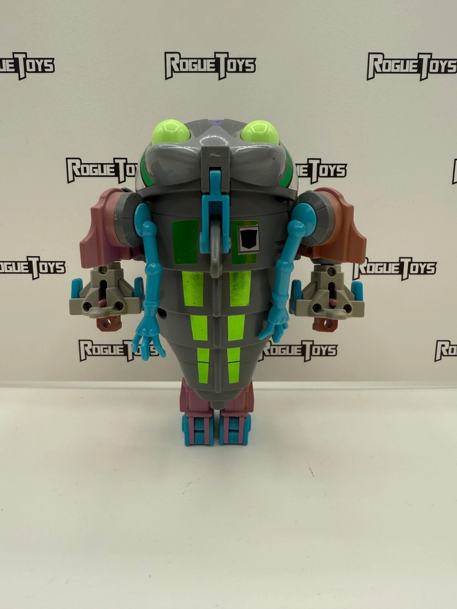 Las Vegas West Hasbro Transformers G1 Decepticon Gnaw (Missing Tail) 4 Las Vegas West Hasbro Transformers G1 Decepticon Gnaw (Missing Tail) - Image 2