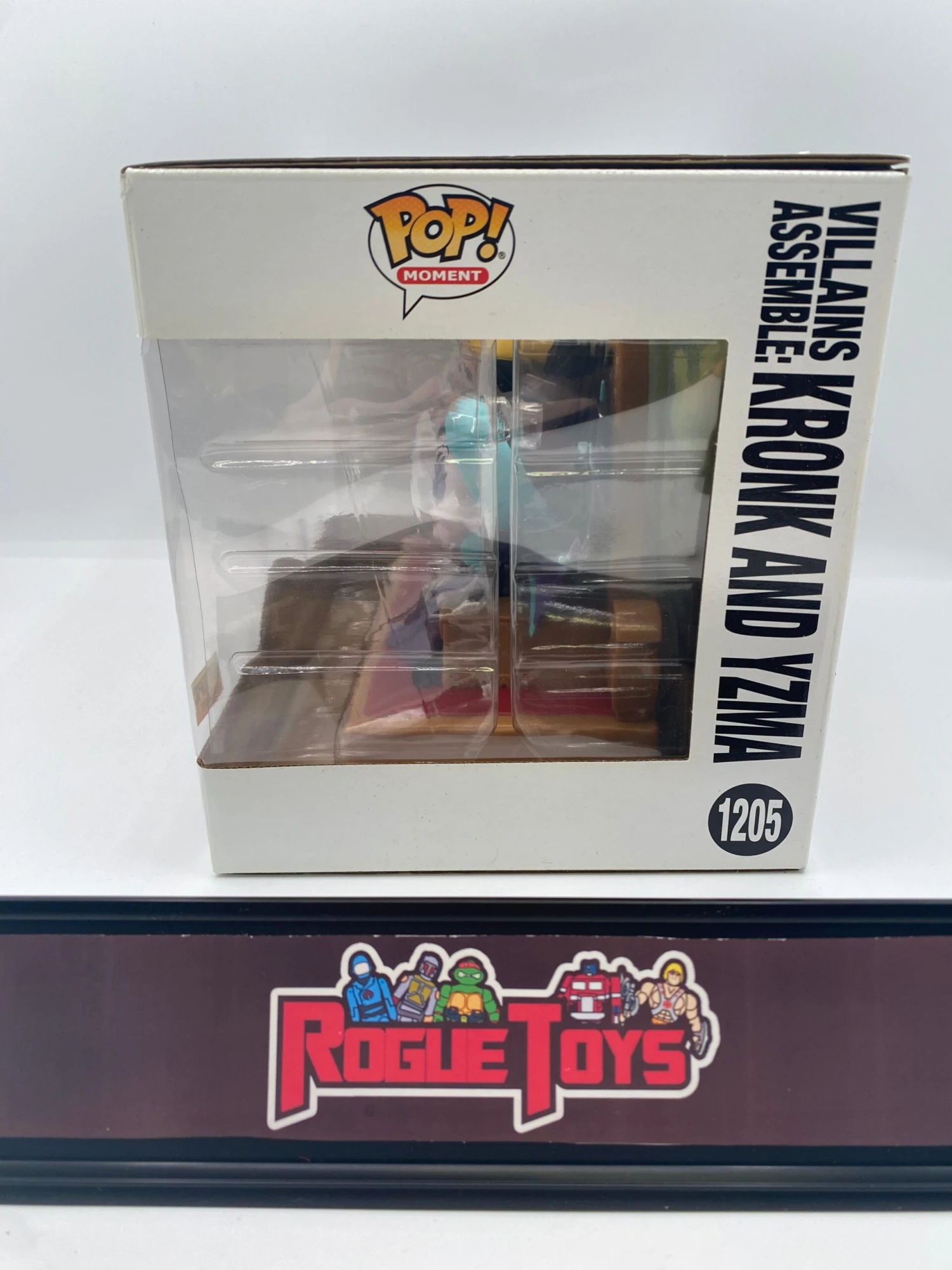 Las Vegas East Funko POP! Moment Disney Villains Villains Assemble: Kronk And Yzma (Hot Topic Exclusive) 6 Las Vegas East Funko POP! Moment Disney Villains Villains Assemble: Kronk And Yzma (Hot Topic Exclusive) - Image 4