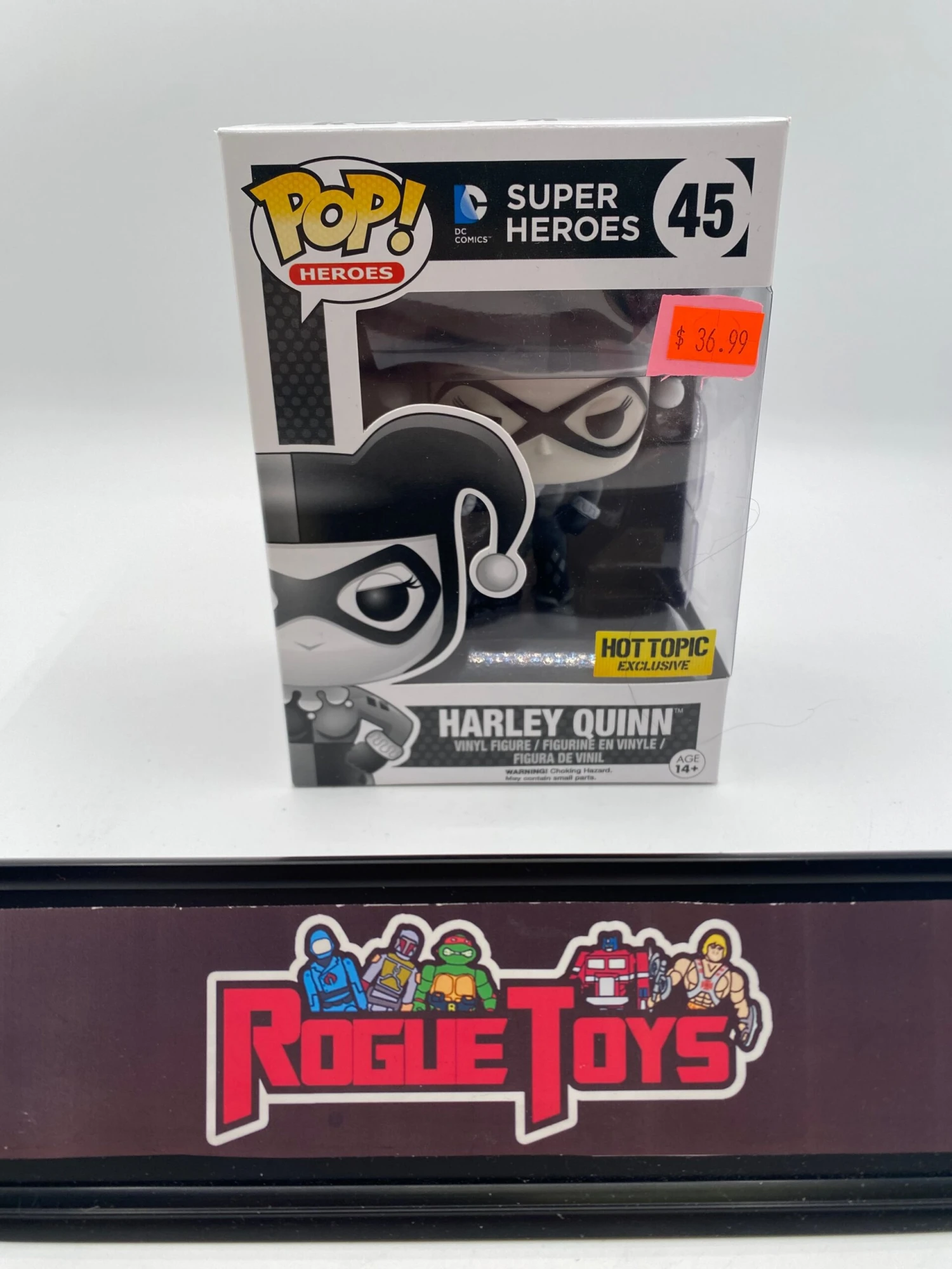 Las Vegas Downtown Funko POP! Heroes DC Comics Super Heroes Harley Quinn (Hot Topic Exclusive) 3 Las Vegas Downtown Funko POP! Heroes DC Comics Super Heroes Harley Quinn (Hot Topic Exclusive)