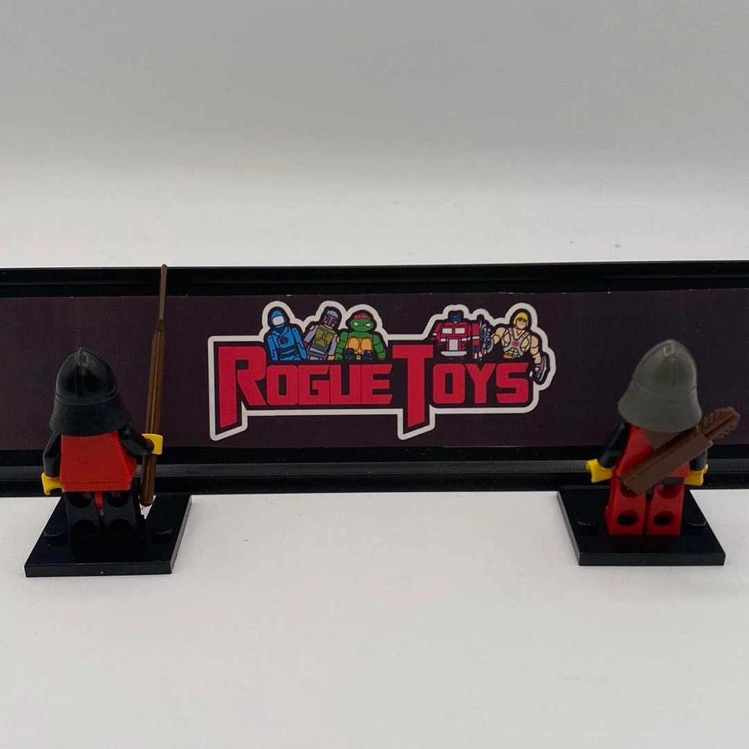 Las Vegas East Lego System Castle Black Knights 6086 4 Las Vegas East Lego System Castle Black Knights 6086 - Image 2