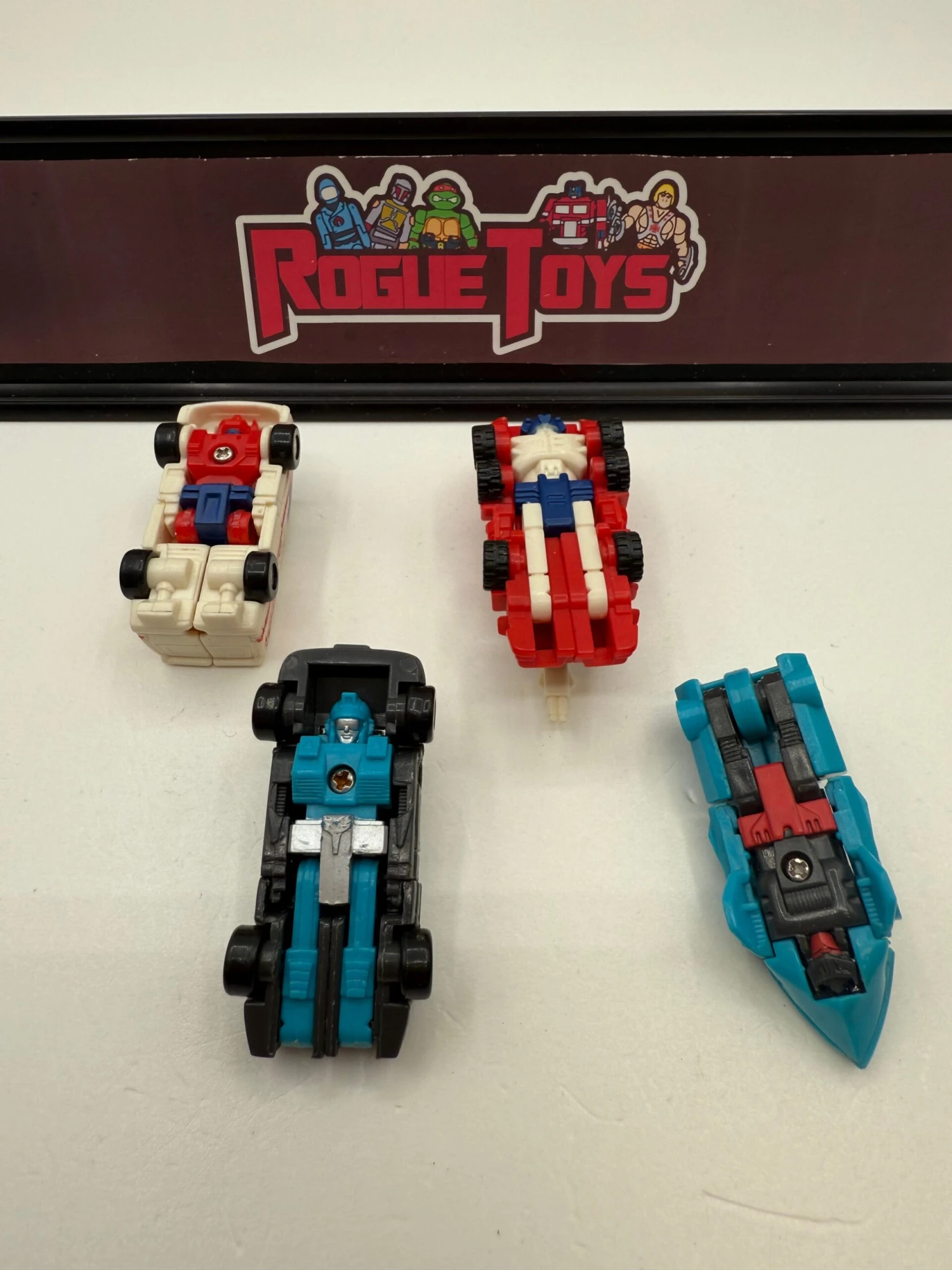 Las Vegas East Hasbro Transformers G1 Micromasters Autobot Rescue Patrol Seawatch / Stakeout / Red Hot / Fixit 4 Las Vegas East Hasbro Transformers G1 Micromasters Autobot Rescue Patrol Seawatch / Stakeout / Red Hot / Fixit - Image 2