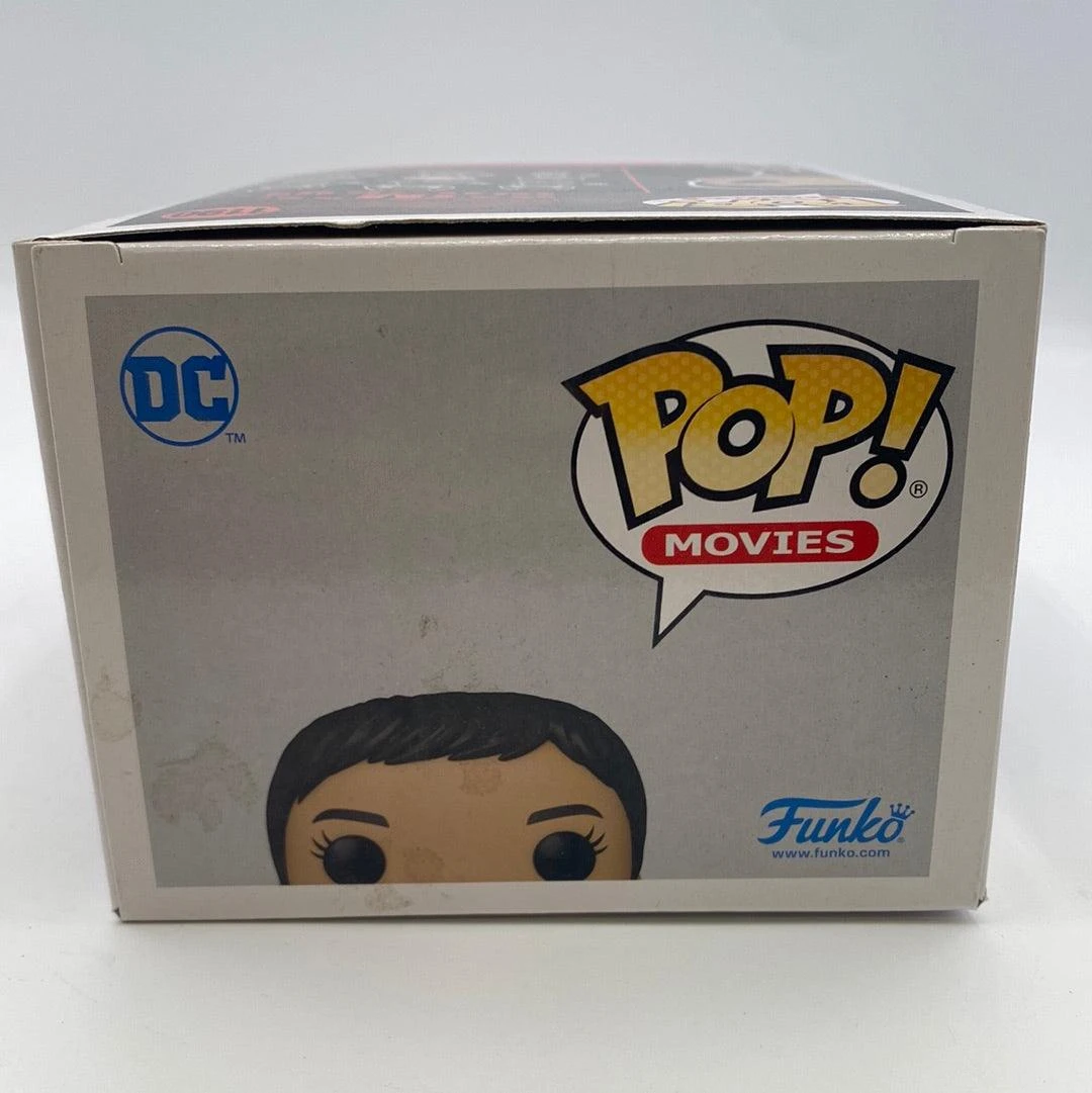 Las Vegas Downtown Funko POP! Movies The Batman Selina Kyle (Chase) 7 Las Vegas Downtown Funko POP! Movies The Batman Selina Kyle (Chase) - Image 5
