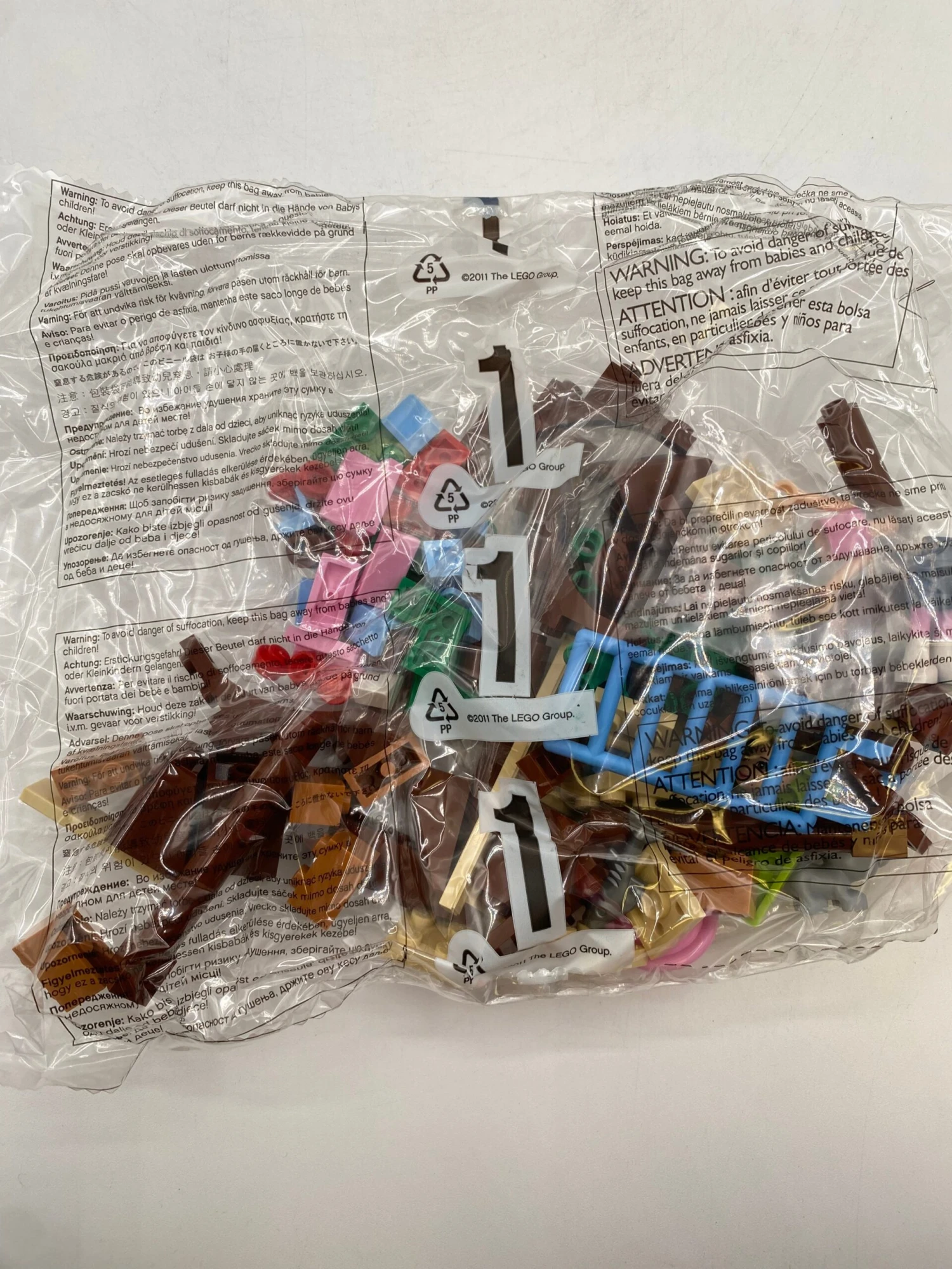 Las Vegas Downtown LEGO Friends 3065 Olivia’s Tree House 6 Las Vegas Downtown LEGO Friends 3065 Olivia’s Tree House - Image 4