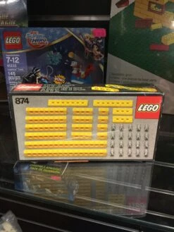 Las Vegas East Lego 874 Yellow Bricks